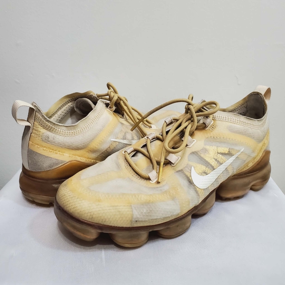 Nike VaporMax Air Vapor Cushion Sneakers in Beige